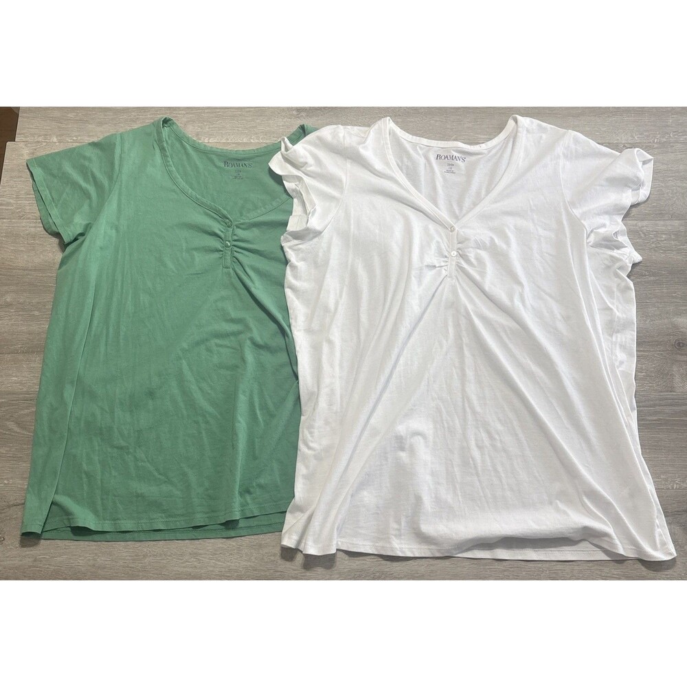 Roaman’s Women’s 1X Tops Lot 2 Green & White V-Neck Blouses 22/24